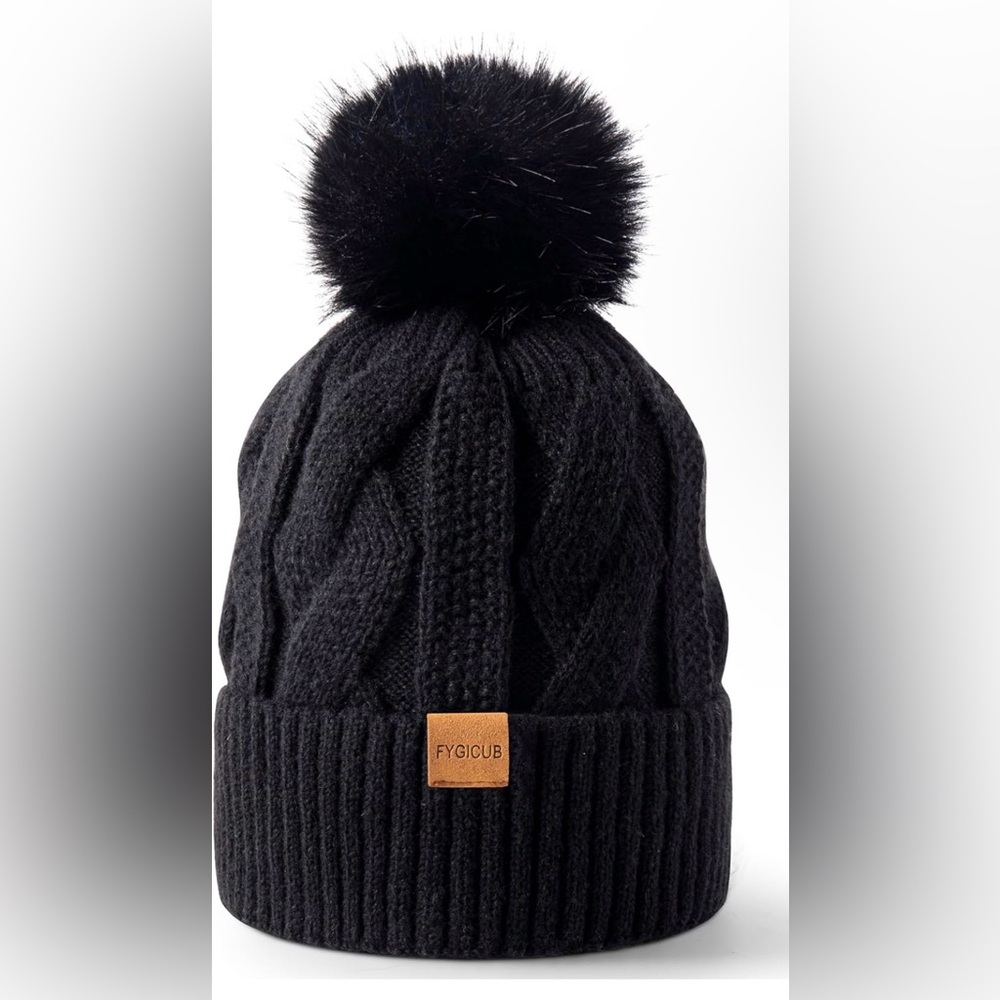 NWOT Knit Beanie with Pom Pom